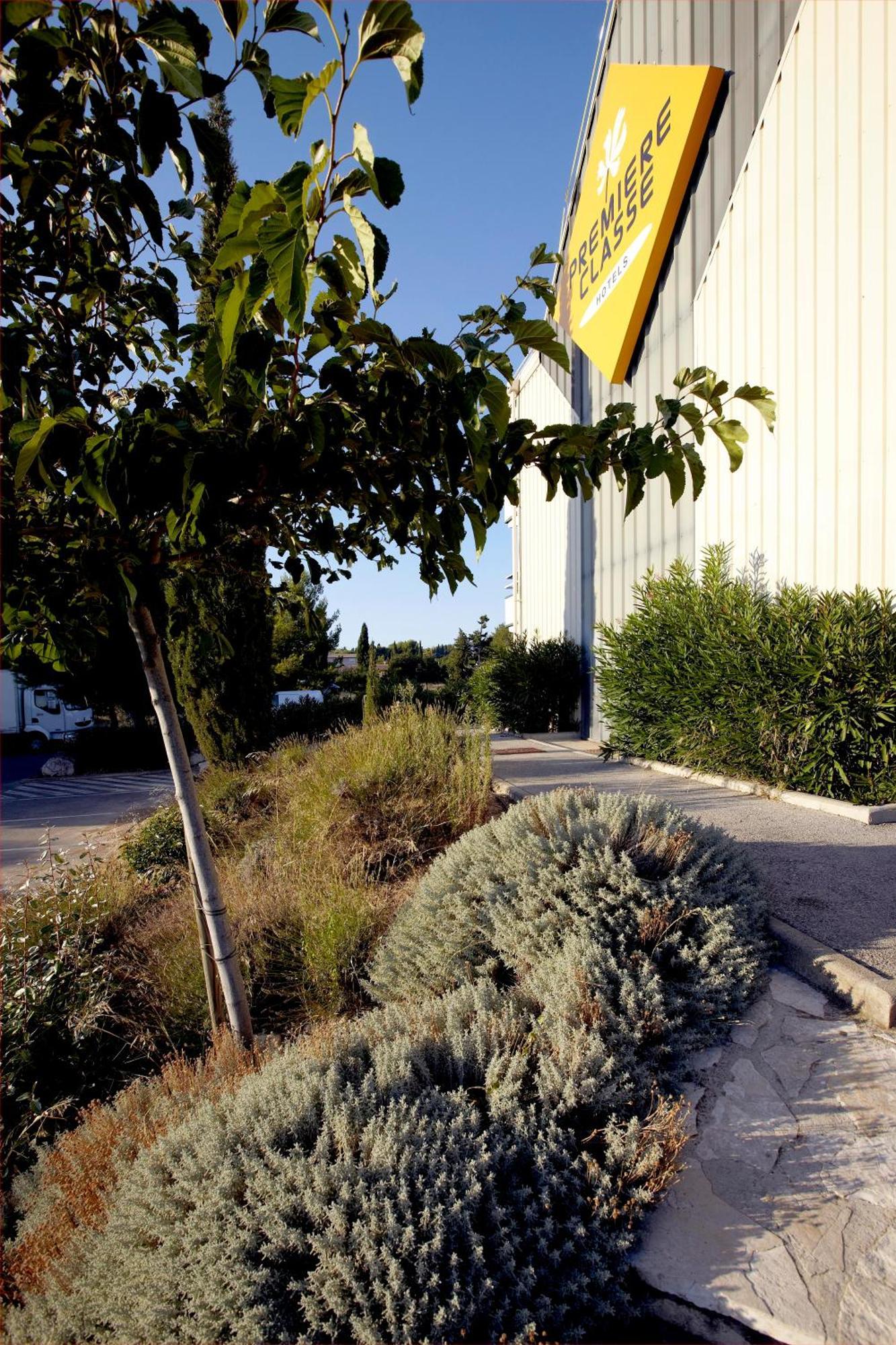 Premiere Classe Salon De Provence Exterior photo